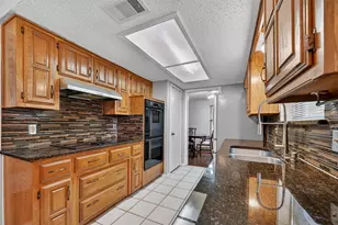1010 Plateau Dr, Duncanville, TX 75116 - Photo 9