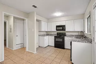 3301 Aurora St, Haltom City, TX 76117 - Photo 7
