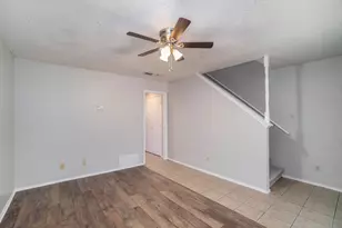 3301 Aurora St, Haltom City, TX 76117 - Photo 3