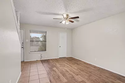 3301 Aurora Street #B, Haltom City, TX 76117 - Photo 3