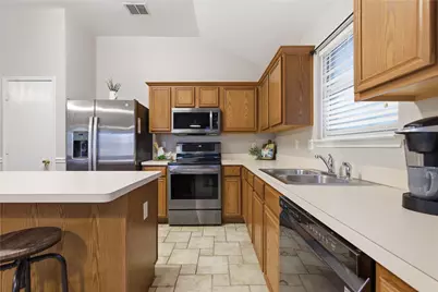 8413 Horse Whisper Lane, Fort Worth, TX 76131 - Photo 5