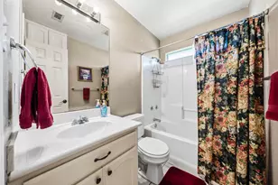 578 Elmwood Dr, Woodway, TX 76712 - Photo 37