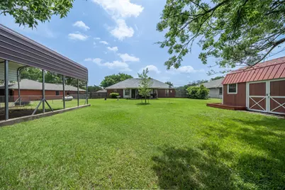 578 Elmwood Drive, Woodway, TX 76712 - Photo 17