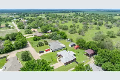 578 Elmwood Drive, Woodway, TX 76712 - Photo 9