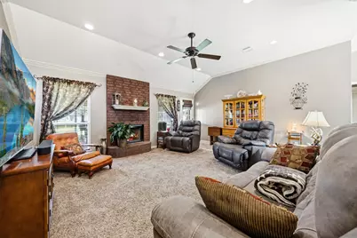 578 Elmwood Drive, Woodway, TX 76712 - Photo 21