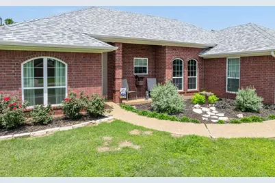 578 Elmwood Drive, Woodway, TX 76712 - Photo 5