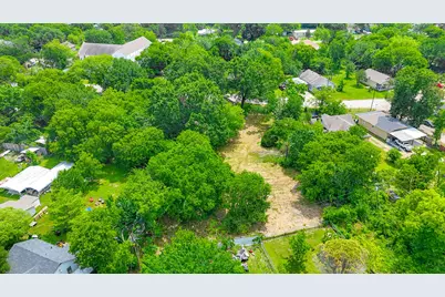 1324 W 10th Avenue, Corsicana, TX 75110 - Photo 11