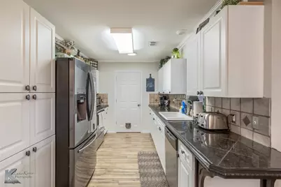 1070 Larned Lane, Abilene, TX 79602 - Photo 7