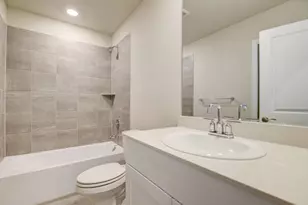 215 Teton St, Greenville, TX 75402 - Photo 29
