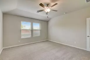 215 Teton St, Greenville, TX 75402 - Photo 17