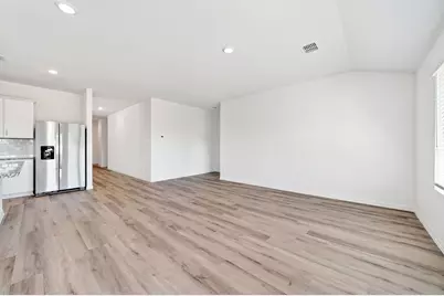 215 Teton Street, Greenville, TX 75402 - Photo 9