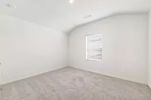 215 Teton St, Greenville, TX 75402 - Photo 27