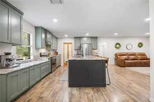 997 Vz County Road 4810, Ben Wheeler, TX 75754 - Photo 5