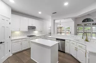 907 Greenfield Ct, Kennedale, TX 76060 - Photo 3