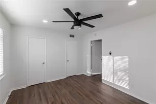 5921 Gaston Ave, Dallas, TX 75214 - Photo 13