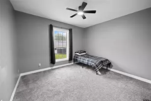 808 N Jarvis St, Troup, TX 75789 - Photo 17