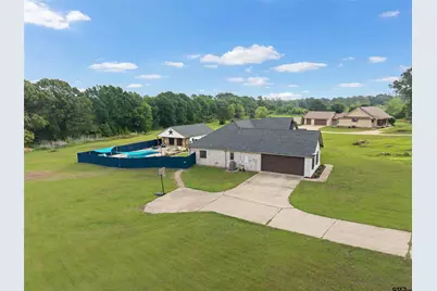808 N Jarvis Street, Troup, TX 75789 - Photo 39