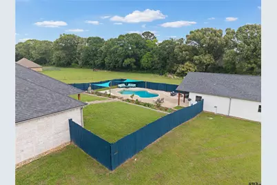 808 N Jarvis Street, Troup, TX 75789 - Photo 35