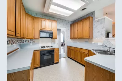 1503 Dutchman Creek Drive, DeSoto, TX 75115 - Photo 5