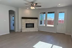 1225 Colca Dr, Springtown, TX 76082 - Photo 5