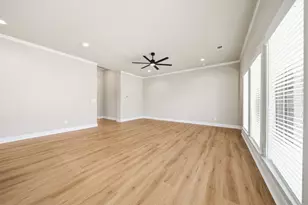 22277 Greenbriar Dr, Whitney, TX 76692 - Photo 9