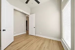 22277 Greenbriar Dr, Whitney, TX 76692 - Photo 25