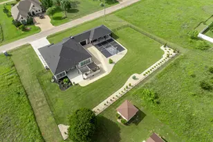 22277 Greenbriar Dr, Whitney, TX 76692 - Photo 39