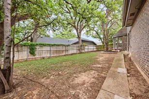 2214 Wilson Dr, Arlington, TX 76011 - Photo 13