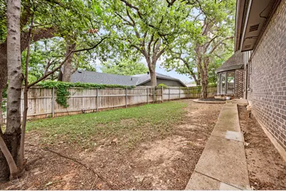 2214 Wilson Drive, Arlington, TX 76011 - Photo 13