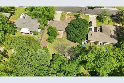 2409 Robinwood Lane, Denton, TX 76209 - Photo 35