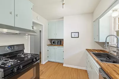 2409 Robinwood Lane, Denton, TX 76209 - Photo 9