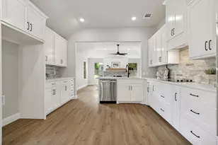4110 Country Ln, Granbury, TX 76048 - Photo 15