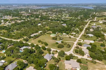 4110 Country Lane, Granbury, TX 76048 - Photo 37
