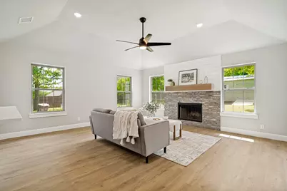 4110 Country Lane, Granbury, TX 76048 - Photo 13
