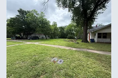 1443 W 5th Avenue, Corsicana, TX 75110 - Photo 1