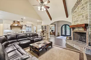 6751 Robinson Canyon Rd, Aubrey, TX 76227 - Photo 9