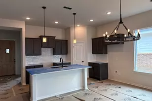 1213 Colca Dr, Springtown, TX 76082 - Photo 3