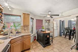 916 Danforth Pl, Arlington, TX 76017 - Photo 13