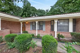 845 Wheelwood Dr, Hurst, TX 76053 - Photo 5