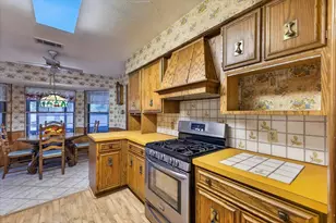 845 Wheelwood Dr, Hurst, TX 76053 - Photo 15