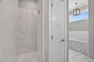 114 Esther Ct, Millsap, TX 76066 - Photo 11