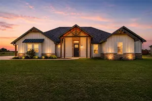 114 Esther Ct, Millsap, TX 76066 - Photo 1