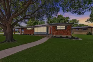 5921 Circular Dr, North Richland Hills, TX 76117 - Photo 3