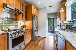 1107 Clermont Ave, Dallas, TX 75223 - Photo 17
