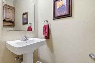 209 Arapaho W, Sherman, TX 75092 - Photo 11
