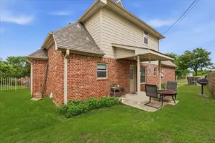 209 Arapaho W, Sherman, TX 75092 - Photo 21