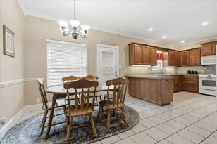 209 Arapaho W, Sherman, TX 75092 - Photo 9
