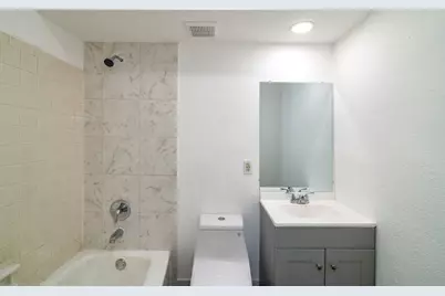 811 S Mesquite Street #02, Arlington, TX 76010 - Photo 3
