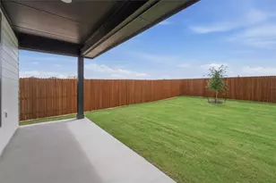 1325 Frio Dr, Springtown, TX 76082 - Photo 19
