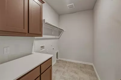 1325 Frio Drive, Springtown, TX 76082 - Photo 17